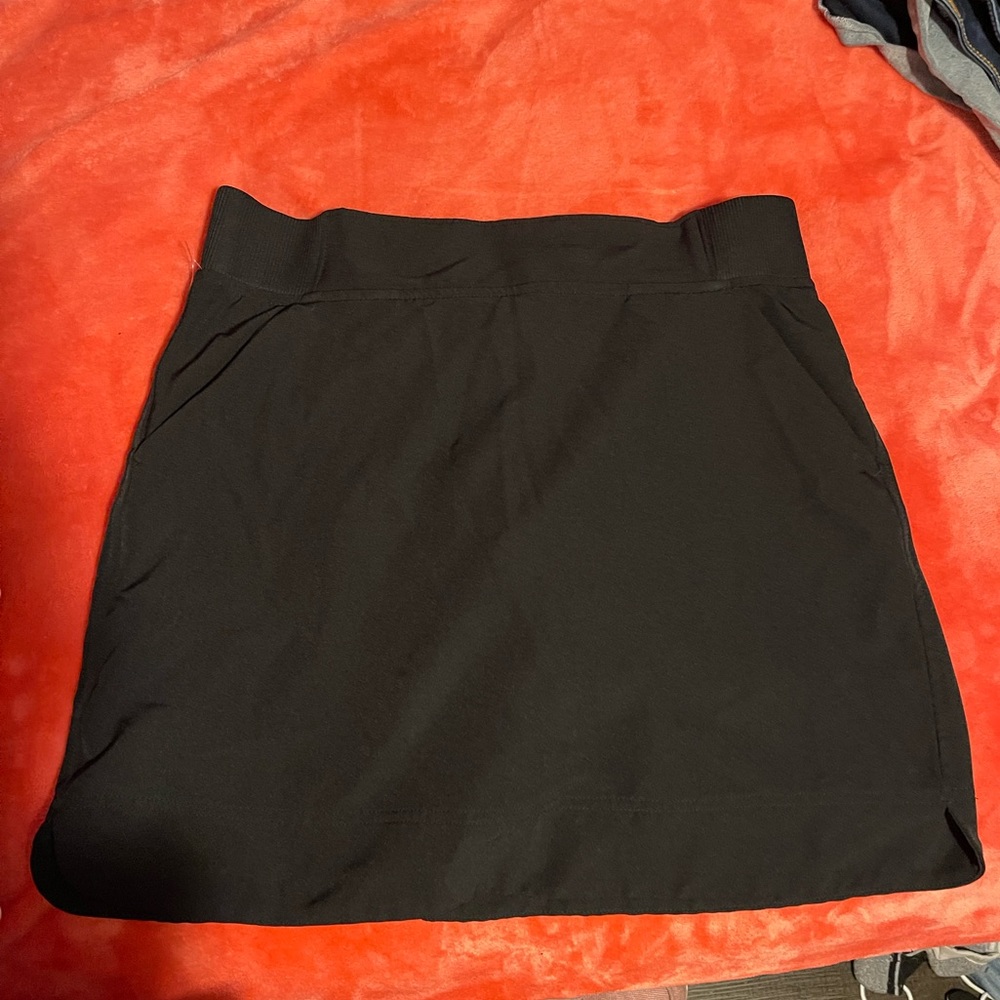 Athletic skirt with shorts